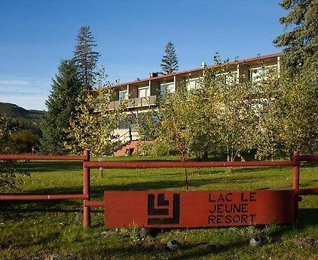 Lac Le Jeune Nature Resort Logan Lake ภายนอก รูปภาพ