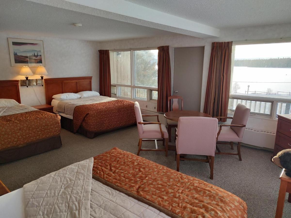Lac Le Jeune Nature Resort Logan Lake ภายนอก รูปภาพ