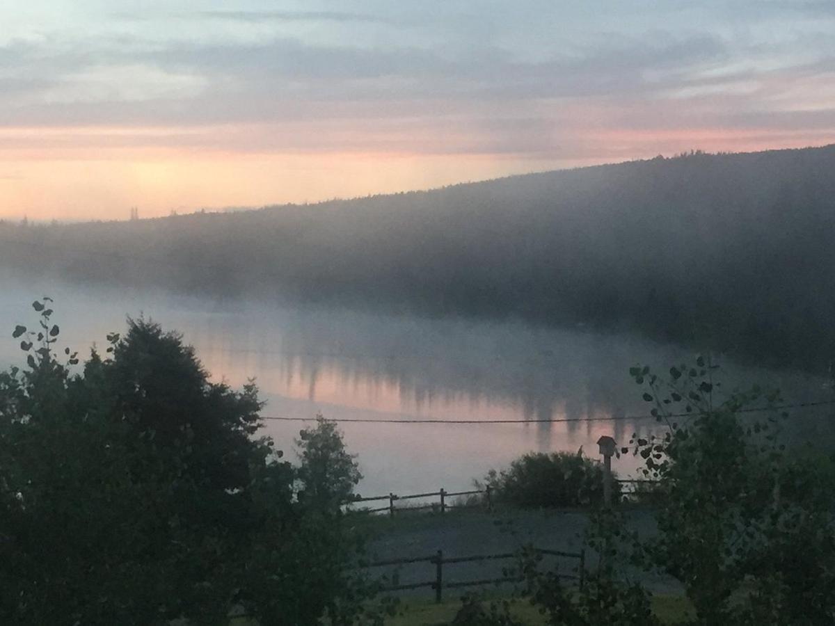 Lac Le Jeune Nature Resort Logan Lake ภายนอก รูปภาพ