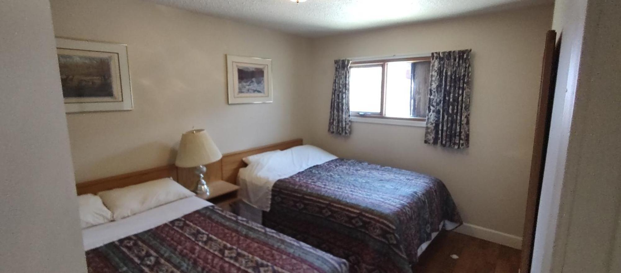 Lac Le Jeune Nature Resort Logan Lake ภายนอก รูปภาพ
