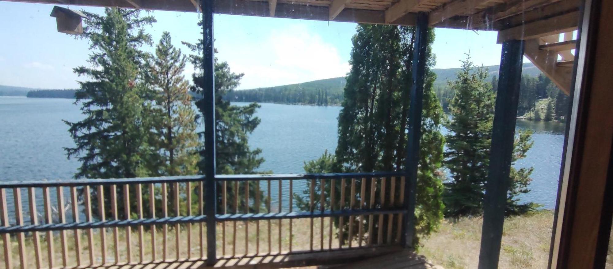 Lac Le Jeune Nature Resort Logan Lake ภายนอก รูปภาพ
